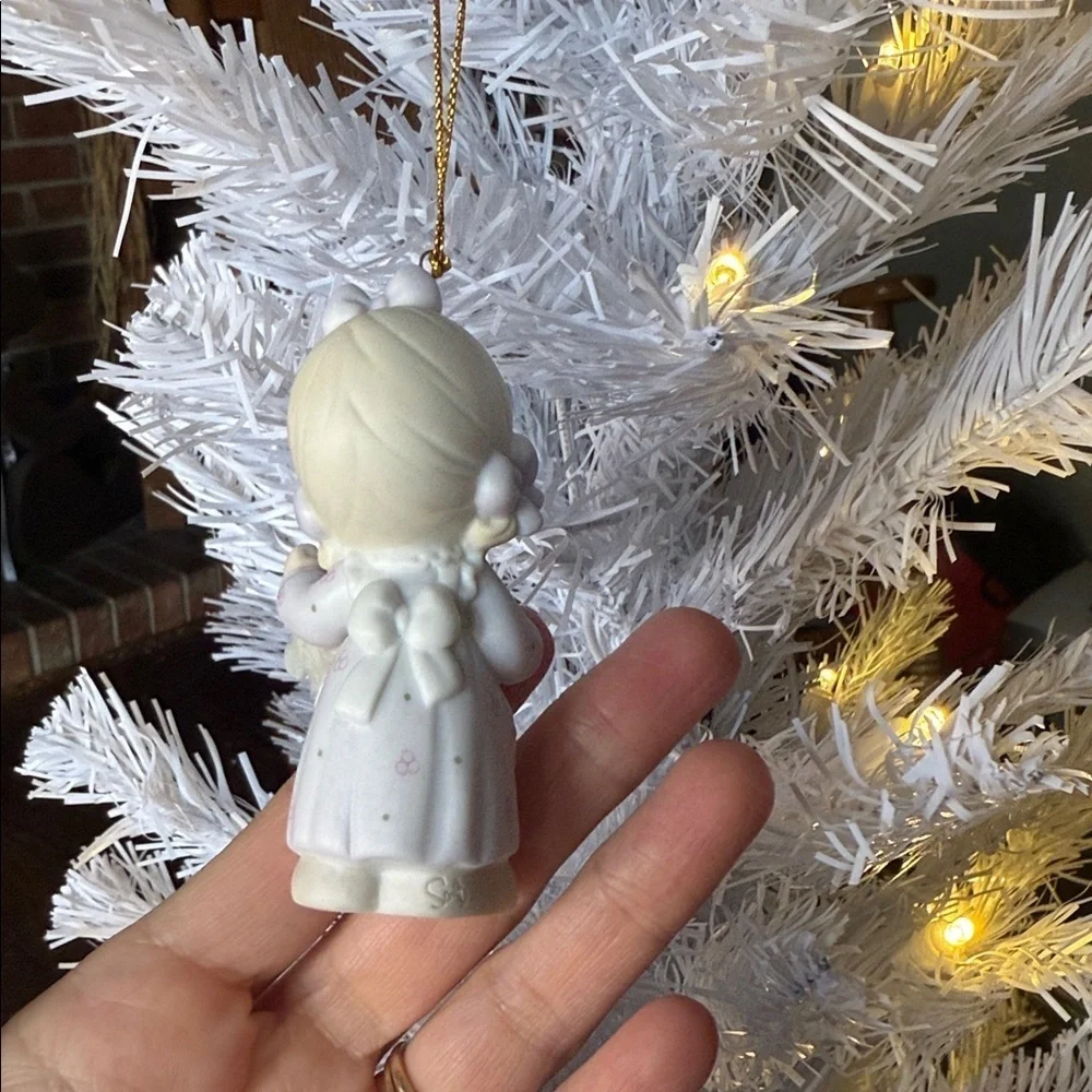 Vintage 1995 Precious Moments Charming White Holiday Collectible Ornament